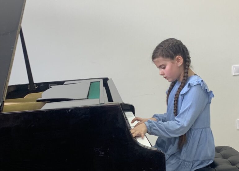 img-ca54517a5fea4997f636d6d08fcf1665-v